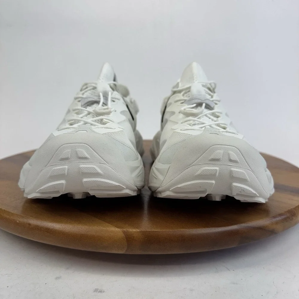 Hoka One One size 11